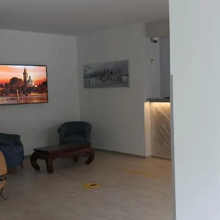 Otel Miga Centro 3*